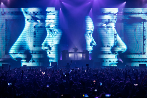 GARRIX_RAI2018_1020_015219-8701_ALIVECOVERAGE.jpg