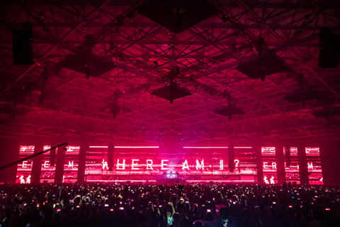 GARRIX_RAI2018_1020_015703-8928_ALIVECOVERAGE.jpg