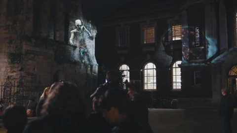 York Crowds Are Hippotized For Halloween