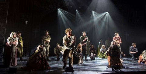 Tom Willis Calls On CHAUVET Professional To Accent Emotions Of Les Misérables