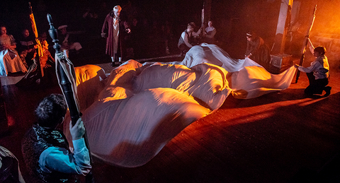 PPH A Christmas Carol 2019-Photo Brud Giles-6187_crop.jpg