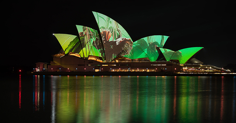 projection mapping on sails of Sydney Opera House for Vivid Sydney