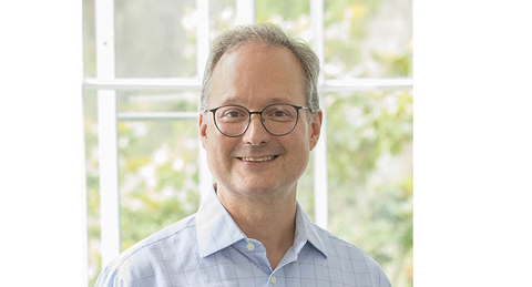Rob0auerbach-crop.jpg
