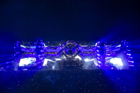 Robe Let It Roll 2019 let022116261.jpg