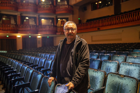 Robe Thalia Theatre Budapest tha221552123.jpg