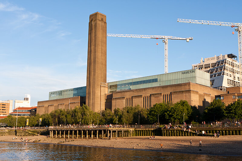 Tate Modern, London, England // Photo by Willbrasil21/iStock/Getty Images Plus/Getty Images Tate Modern, London, England