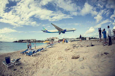 St. Maarten Plane Spotting St. Maarten Plane Spotting