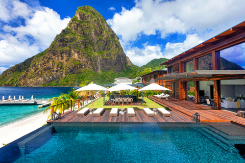 Sugar Beach Beachfront Collection Residence // Photo by Sugar Beach Sugar Beach Beachfront Collection Residence