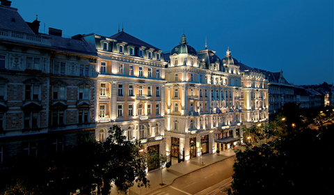 Corinthia Hotel Budapest Exterior European hotels' gross operating profit per available room climbed to €85.55 in June 2017, with Budapest leading the charge.