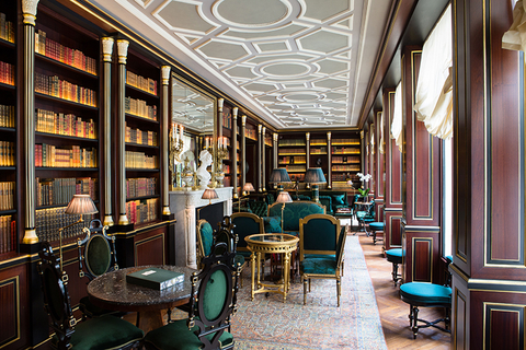 La Réserve Paris Hotel and Spa La Réserve Paris Hotel and Spa