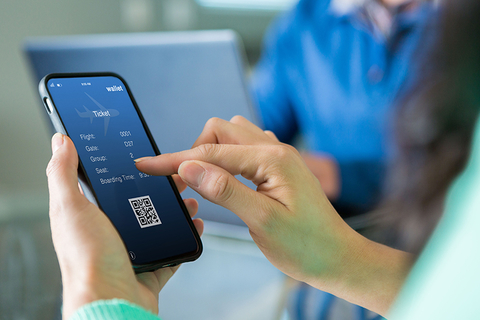 Smartphone plane ticket Smartphone plane ticket