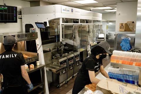 Flippy ROAR at White Castle Flippy ROAR White Castle Miso Robotics