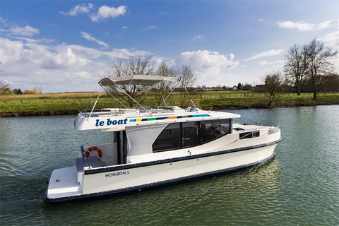 Le Boat Editorial Le Boat