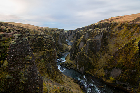 Fjaðrárgljúfur Canyon, Iceland Fjaðrárgljúfur Canyon, Iceland