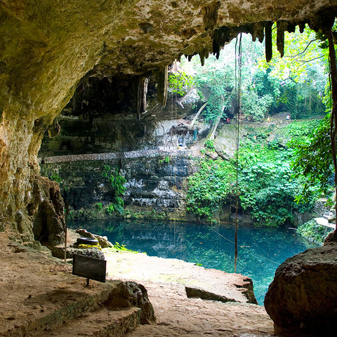 Yucatan Cenote Editorial Yucatan Cenote