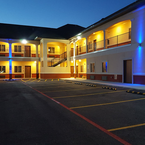 Magnuson Hotels Joins Hrs Portfolio Hotel Management The Magnuson Grand Hotel Memphis Airport And Odessa Are Newest Additions To