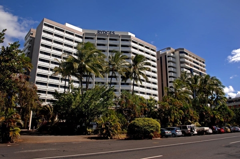 Asian Investors Keep Ing Australian Hotels Hotel Management Rydges Esplanade Cairns