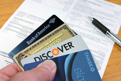 Discover to work with JCB, First Data to expand acceptance in HK Discover, First Data and JCB will collaborate to expand acceptance of Discover and DIners Club cards across HK (image GaryPhoto / iStockPhoto)