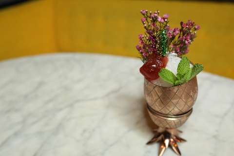Sneaky Bee gin cocktail recipe - 8 Fall and Winter Gin Cocktails