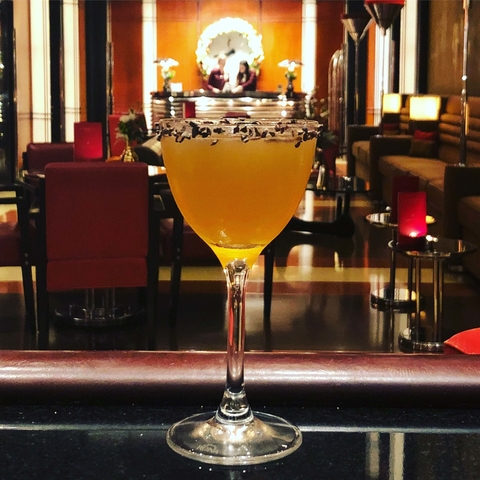 Quicksand cocktail at The Lambs Club - Elevated drink rims