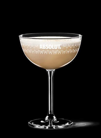 Absolut Vodka Vanilla Alexander cocktail - The Mysterious History of the Brandy Alexander