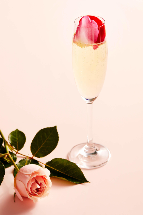 Bubble Bouquet cocktail by Absolut Vodka - 26 Valentine's Day Cocktails