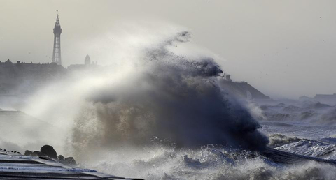 Skiers trapped in ski lift as killer storm batters Austria