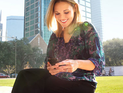 att-woman-outside att woman with phone