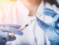 nurse flu shot needle injection influenza vaccine vaccination medicine (Getty/scyther5) A nurse preparing a medical injection