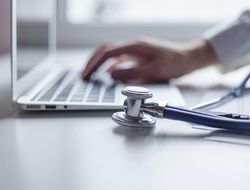 Doctor on computer Doctor on computer