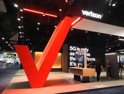 Verizon sign Verizon sign