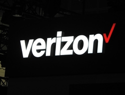Verizon sign Verizon sign