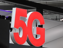 5G sign 5G sign