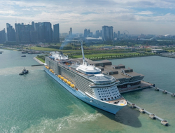 Ovation of the Seas Editorial Ovation of the Seas