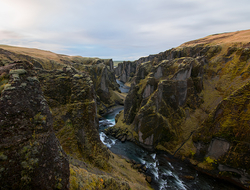 Fjaðrárgljúfur Canyon, Iceland Fjaðrárgljúfur Canyon, Iceland
