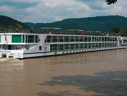 Scenic Pearl Scenic Pearl is one of the five “Space-Ships” plying Europe’s rivers.